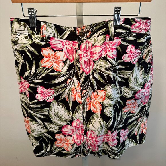 Croft & Barrow Classic Fit Floral Skort 12 - Picture 1 of 7